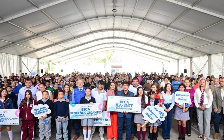 CON BECAS ESTAMOS CONSTRUYENDO SUEÑOS: TERE JIMÉNEZ
