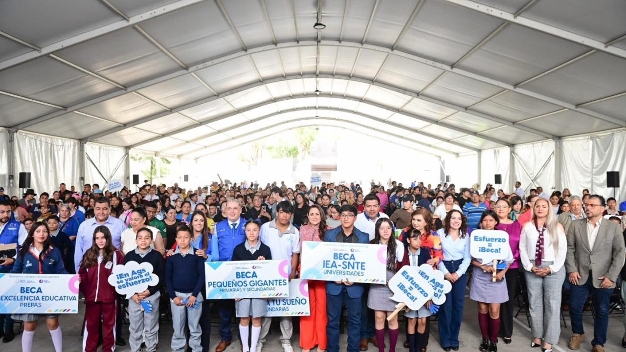 CON BECAS ESTAMOS CONSTRUYENDO SUEÑOS: TERE JIMÉNEZ