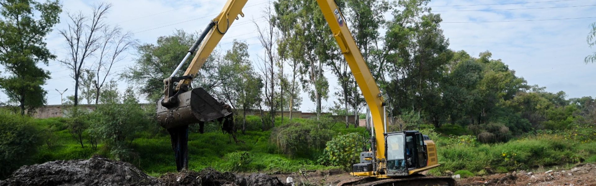 SUPERVISA LEO MONTAÑEZ TRABAJOS DE PREVENCIÓN DE RIESGOS POR LLUVIAS EN EL ARROYO SAN FRANCISCO