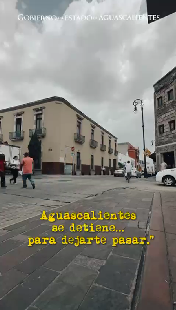 En un mundo donde todos corren, #Aguascalientes se detiene para dejarte pasar.