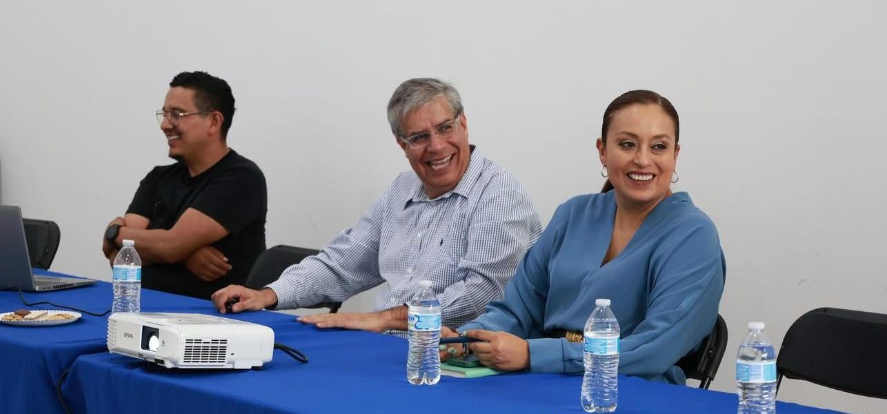 Esta semana, Lucero Espinoza sostuvo una reunión con comerciantes de la calle Heroico Colegio Militar