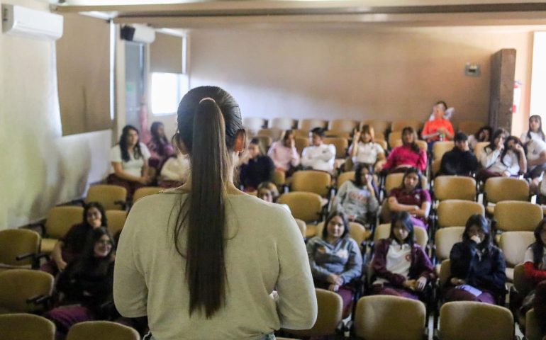 INVITAN A PARTICIPAR EN EL CONCURSO “LEVANTA LA VOZ CON EL IMJUVA”