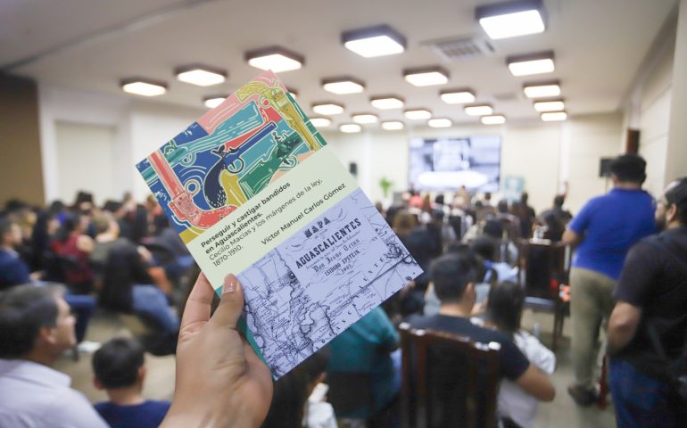 PRESENTA IMAC «TRAZOS DEL TIEMPO» COLECCIÓN EDITORIAL PARA LA CONMEMORACIÓN DEL 450 ANIVERSARIO DE LA CIUDAD