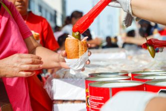 CELEBRA MUNICIPIO DÍA DEL BOLILLO CON CREMA CON LA ENTREGA DE 20 MIL PIEZAS A LA CIUDADANÍA