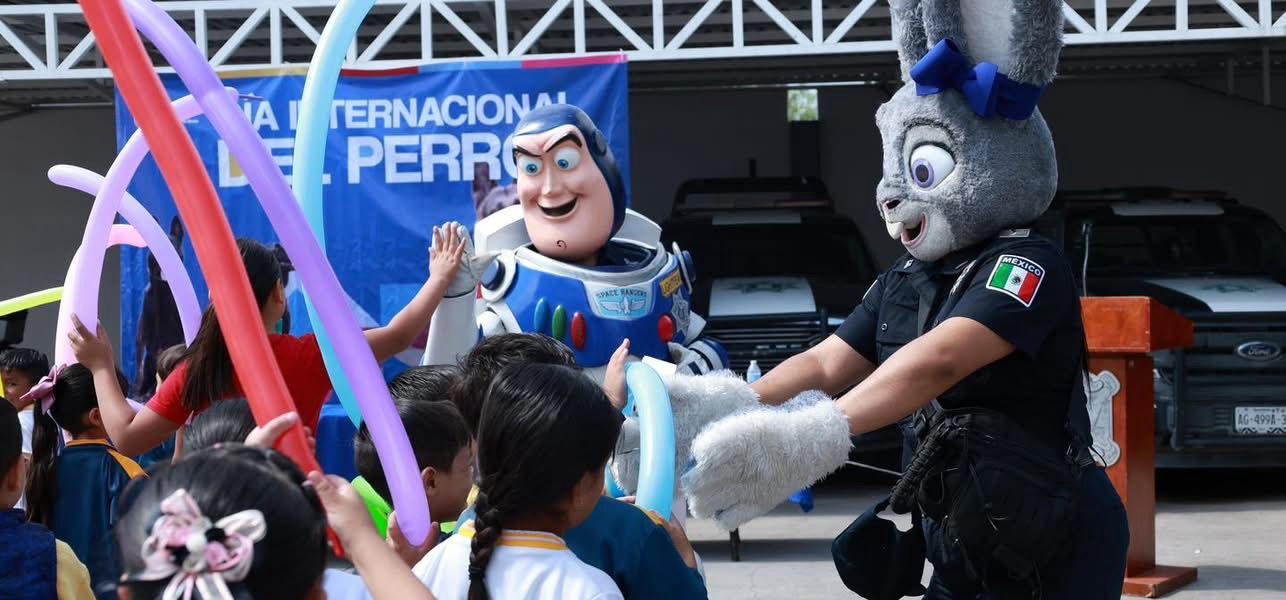 🐾👮‍♂️ En Pabellón de Arteaga celebramos con anticipación el Día Internacional del Perro con una actividad especial organizada por Seguridad Pública.