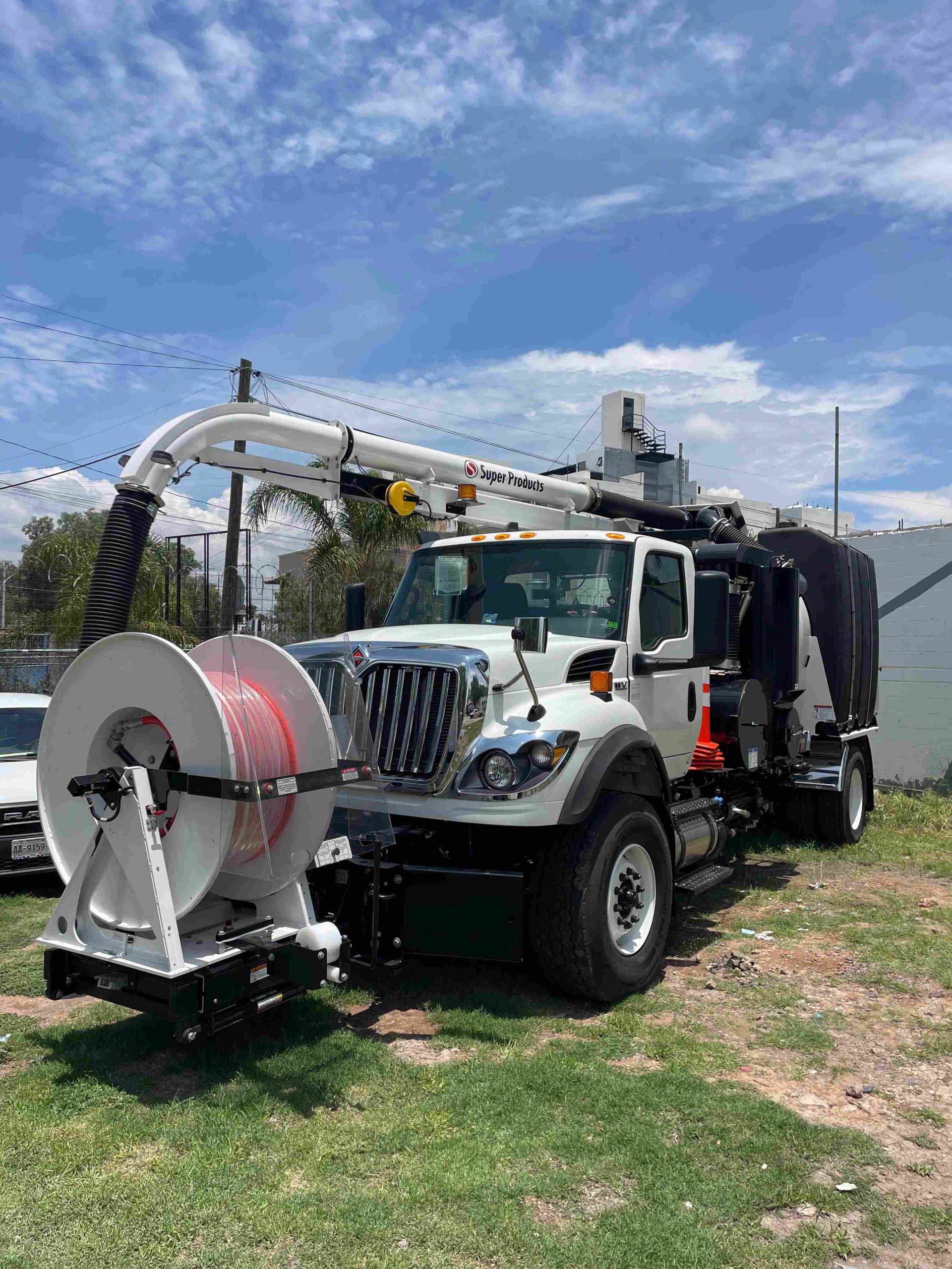 ADQUIERE MIAA CUARTO EQUIPO CAMEL PARA INTENSIFICAR DESAZOLVES EN REDES DE ALCANTARILLADO SANITARIO