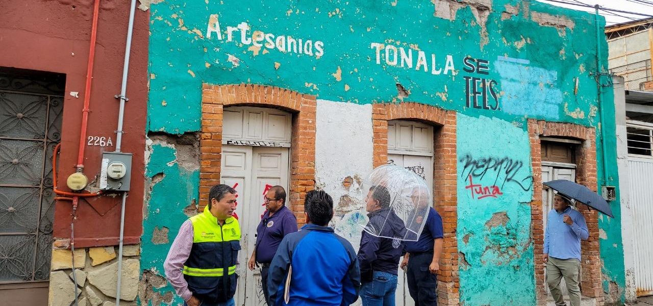 INTENSIFICAN SUPERVISIÓN DE FINCAS ANTIGUAS PARA EVITAR RIESGOS EN TEMPORADA DE LLUVIAS