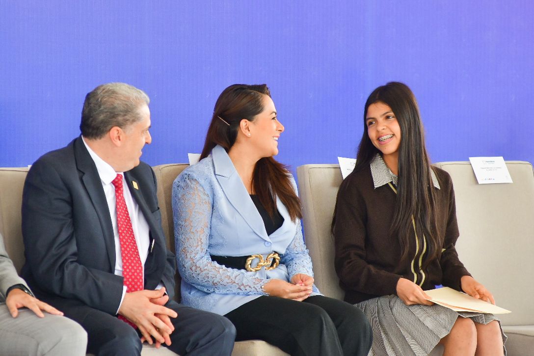 ENTREGA TERE JIMÉNEZ INFRAESTRUCTURA EDUCATIVA EN BENEFICIO DE MÁS DE 500 ALUMNOS DE RINCÓN DE ROMOS