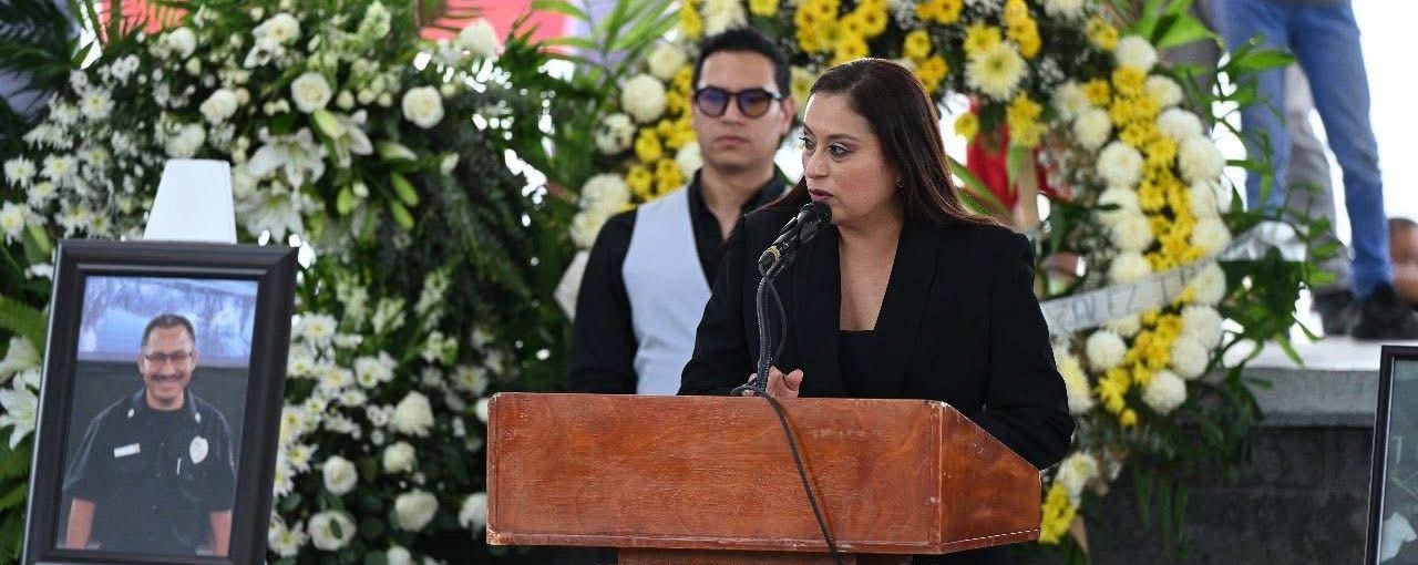 Homenaje póstumo del Comandante Miguel Sánchez López.