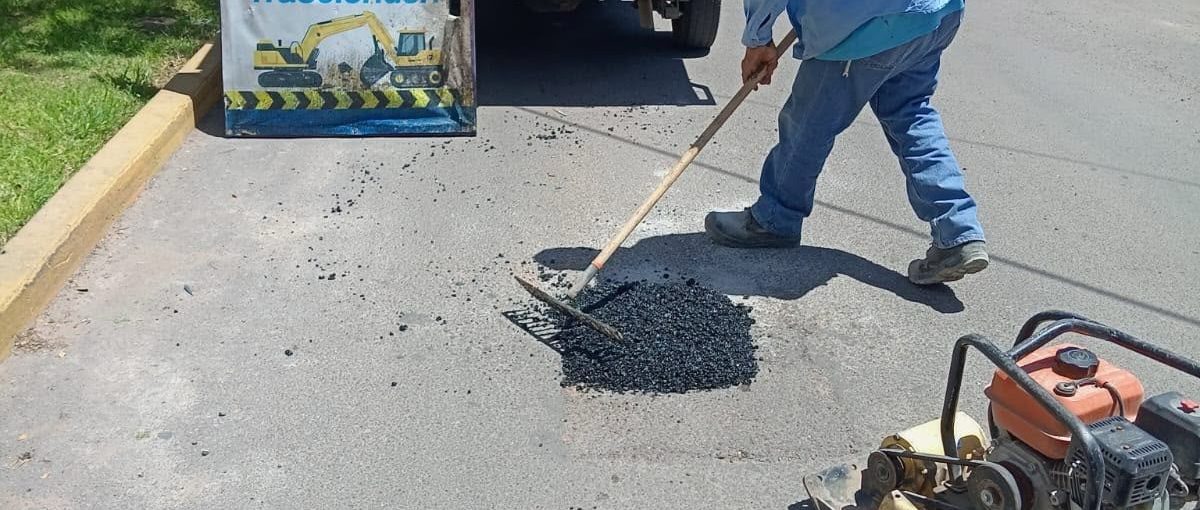 ¡Seguimos avanzando por calles más seguras y transitables! 🚧👷‍♀️
