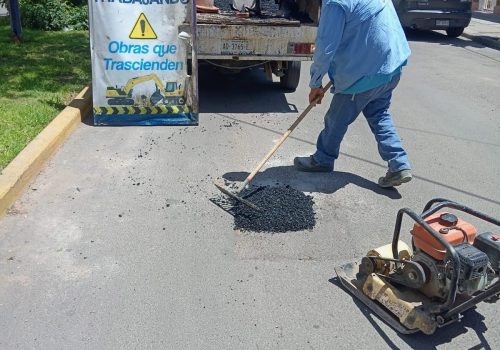 ¡Seguimos avanzando por calles más seguras y transitables! 🚧👷‍♀️