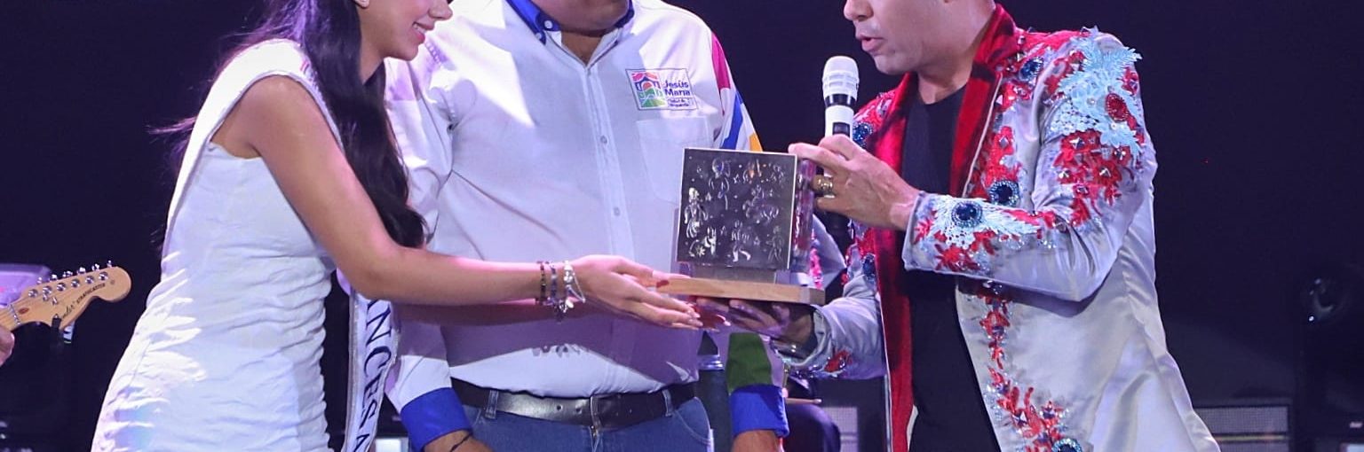 JESÚS MARÍA BAILÓ AL RITMO DE CAÑAVERAL EN LA FERIA DE LOS CHICAHUALES