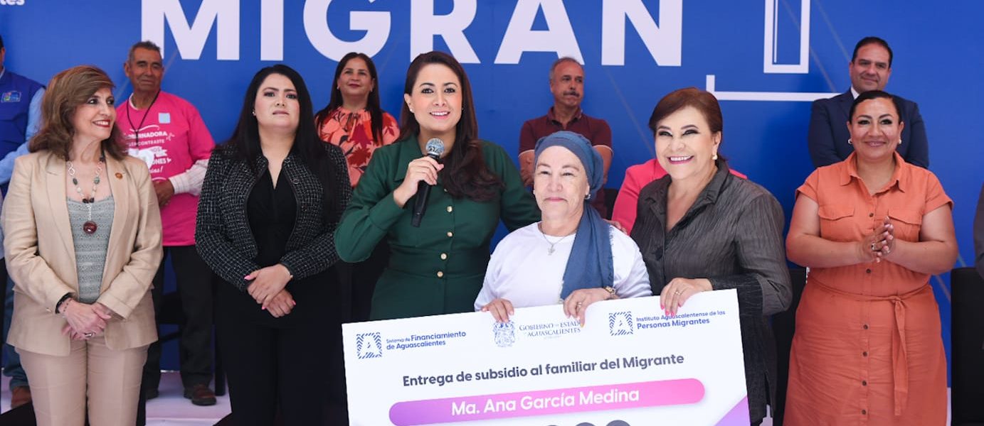 TERE JIMÉNEZ ENTREGA APOYOS ECONÓMICOS A FAMILIARES DE MIGRANTES PARA QUE PUEDAN EMPRENDER UN NEGOCIO