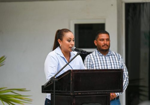 👷‍♀️👨‍🌾 Hoy, con mucho orgullo, se realizó la entrega de apoyos del programa Empleo Temporal, una iniciativa que fortalece el bienestar de nuestras comunidades y respalda a las familias que, con su trabajo, mejoran el entorno que compartimos.