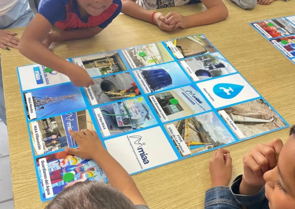 MIAA Fest participa en «MIS VACACIONES EN LAS BIBLIOTECAS MUNICIPALES 2025» 📚🏫💧🌎 