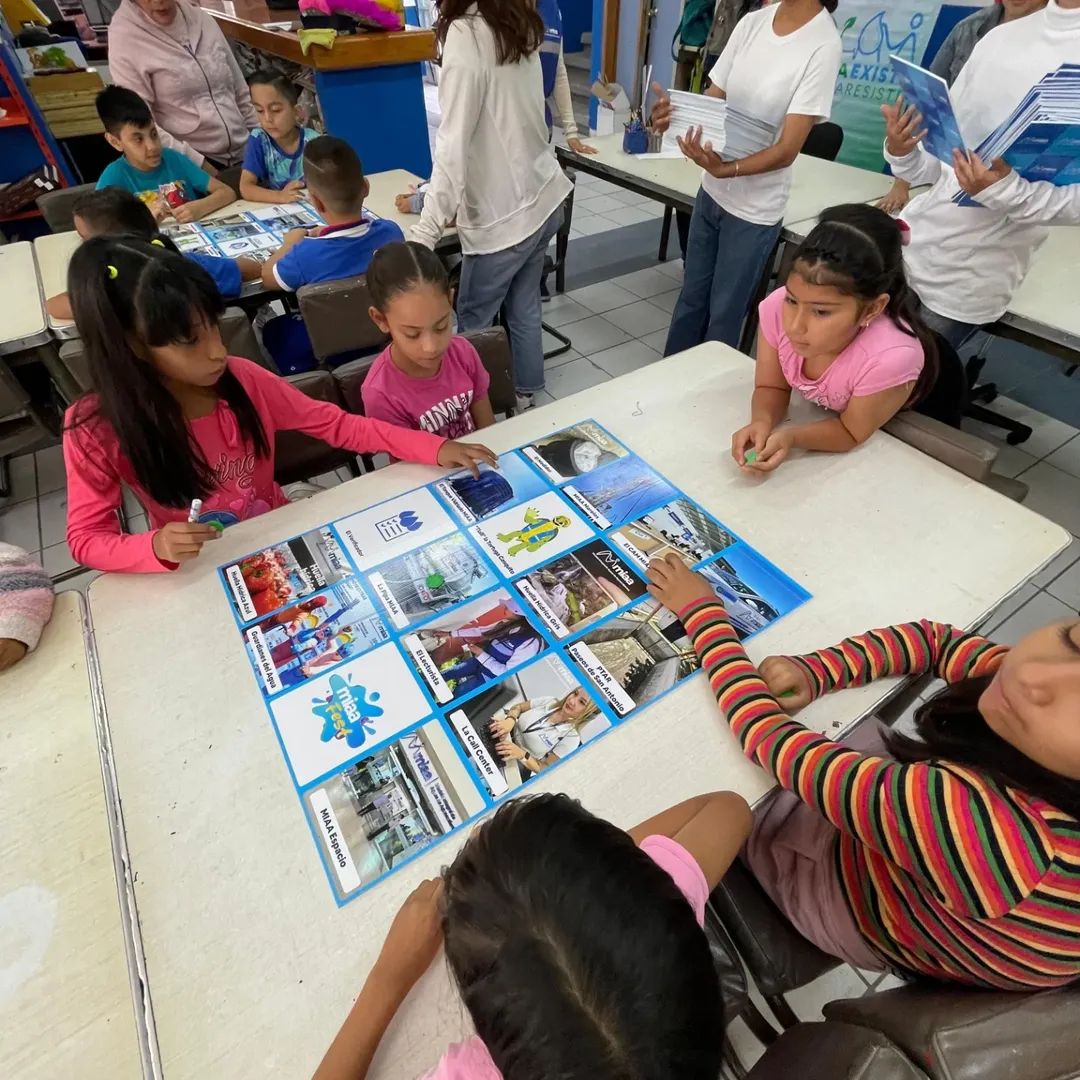 MIAA Fest participa en «MIS VACACIONES EN LAS BIBLIOTECAS MUNICIPALES 2025» 📚🏫💧🌎
