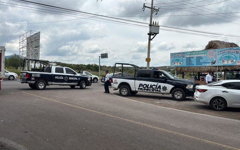 🚨 Aseguran vehículo ligado a robos con violencia en Aguascalientes; hay dos detenidos 🚨