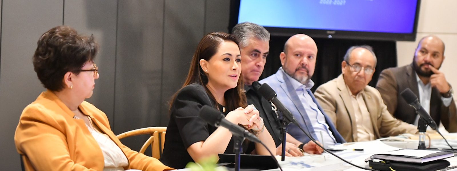 TERE JIMÉNEZ FORTALECE COLABORACIÓN CON EMPRESARIOS PARA REFORZAR SEGURIDAD EN ZONAS COMERCIALES