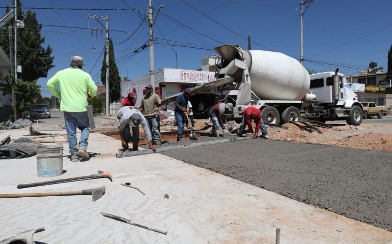 🚧 ¡Seguimos mejorando nuestras vialidades! 🚧