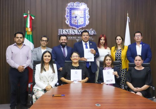 JESÚS MARÍA Y EL IEE FIRMAN CONVENIO PARA IMPULSAR LA PARTICIPACIÓN CIUDADANA