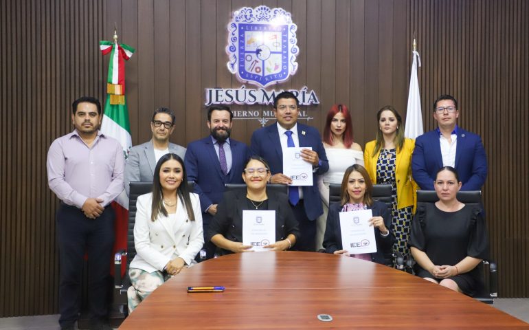 JESÚS MARÍA Y EL IEE FIRMAN CONVENIO PARA IMPULSAR LA PARTICIPACIÓN CIUDADANA