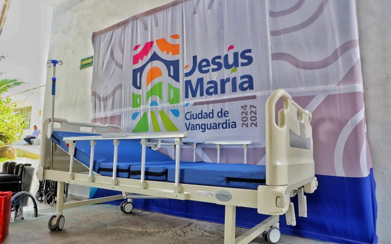 DIF DE JESÚS MARÍA ENTREGA APARATOS FUNCIONALES A PERSONAS CON DISCAPACIDAD