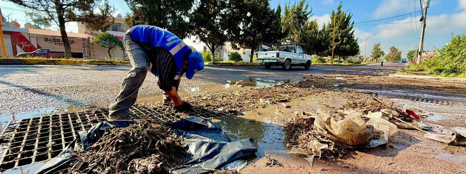 SERVICIOS PÚBLICOS REFUERZA ACCIONES DE LIMPIEZA EN CAIMANES DE JESÚS MARÍA
