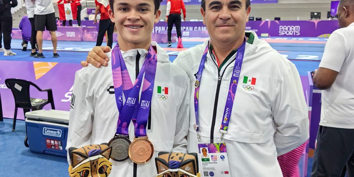 Obed Martínez, atleta de Aguascalientes, conquistó dos medallas en Asunción 2025: plata en Taekwondo Poomsae Tradicional y bronce en la categoría mixta.