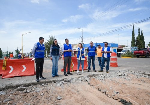 SUPERVISA LEO MONTAÑEZ REHABILITACIÓN EN AVENIDA DE VALLE DE LOS ROMERO