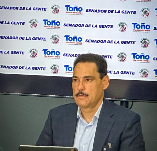 Senador Toño Martín impulsa iniciativas para fortalecer el sistema de salud en México