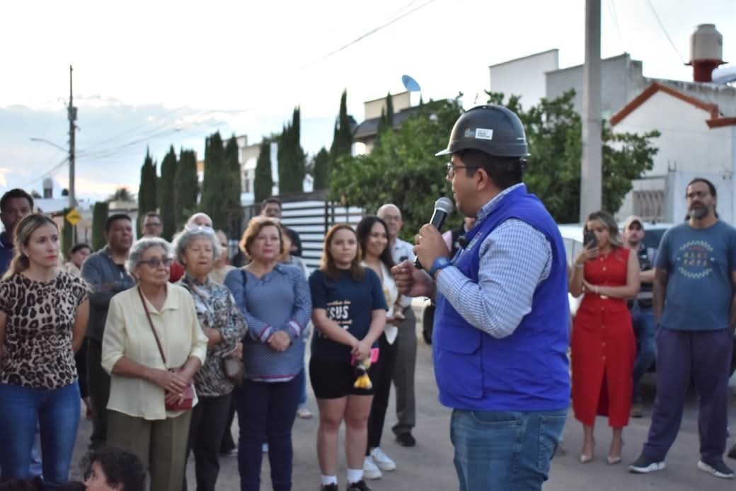 «ENCHÚLAME LA CUADRA LLEGÓ A SAN MIGUELITO»