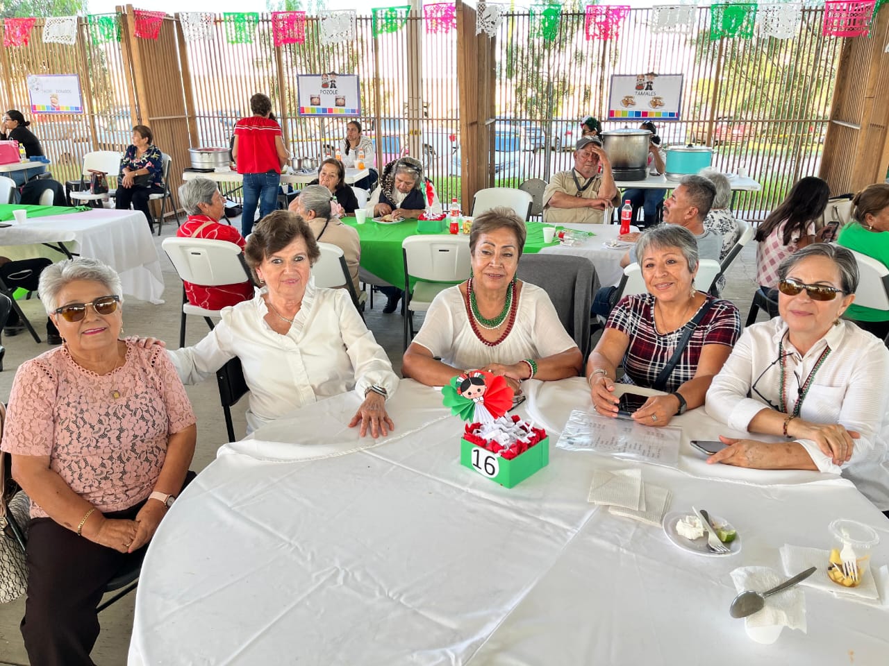 ADULTOS MAYORES CELEBRAN LAS FIESTAS PATRIAS EN JESÚS MARÍA