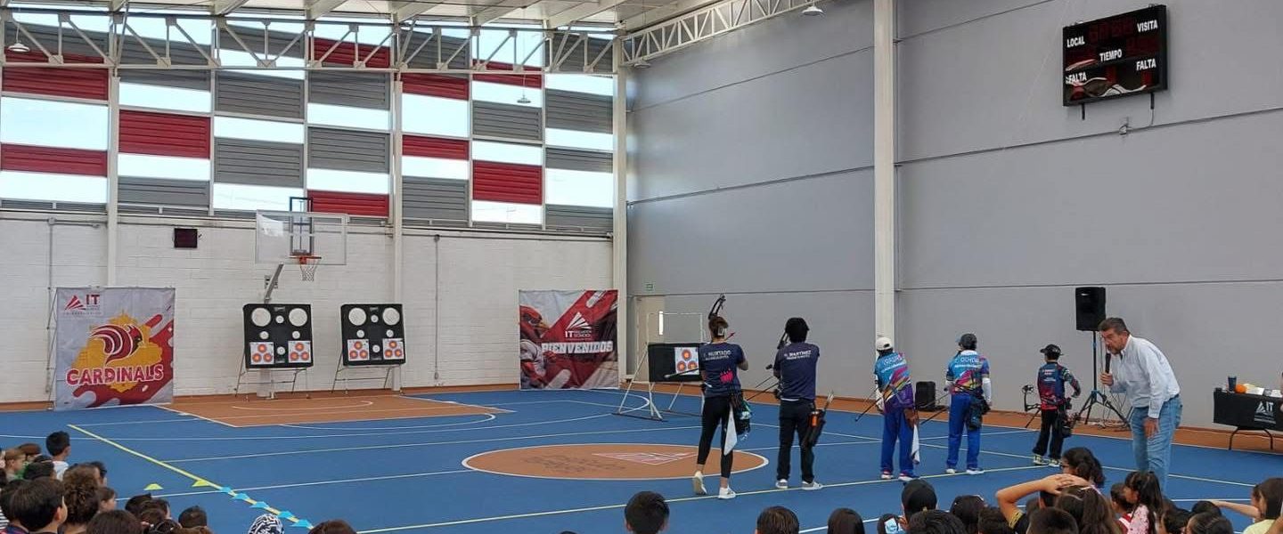 Exhibición de Tiro con Arco en la Copa Aguascalientes.