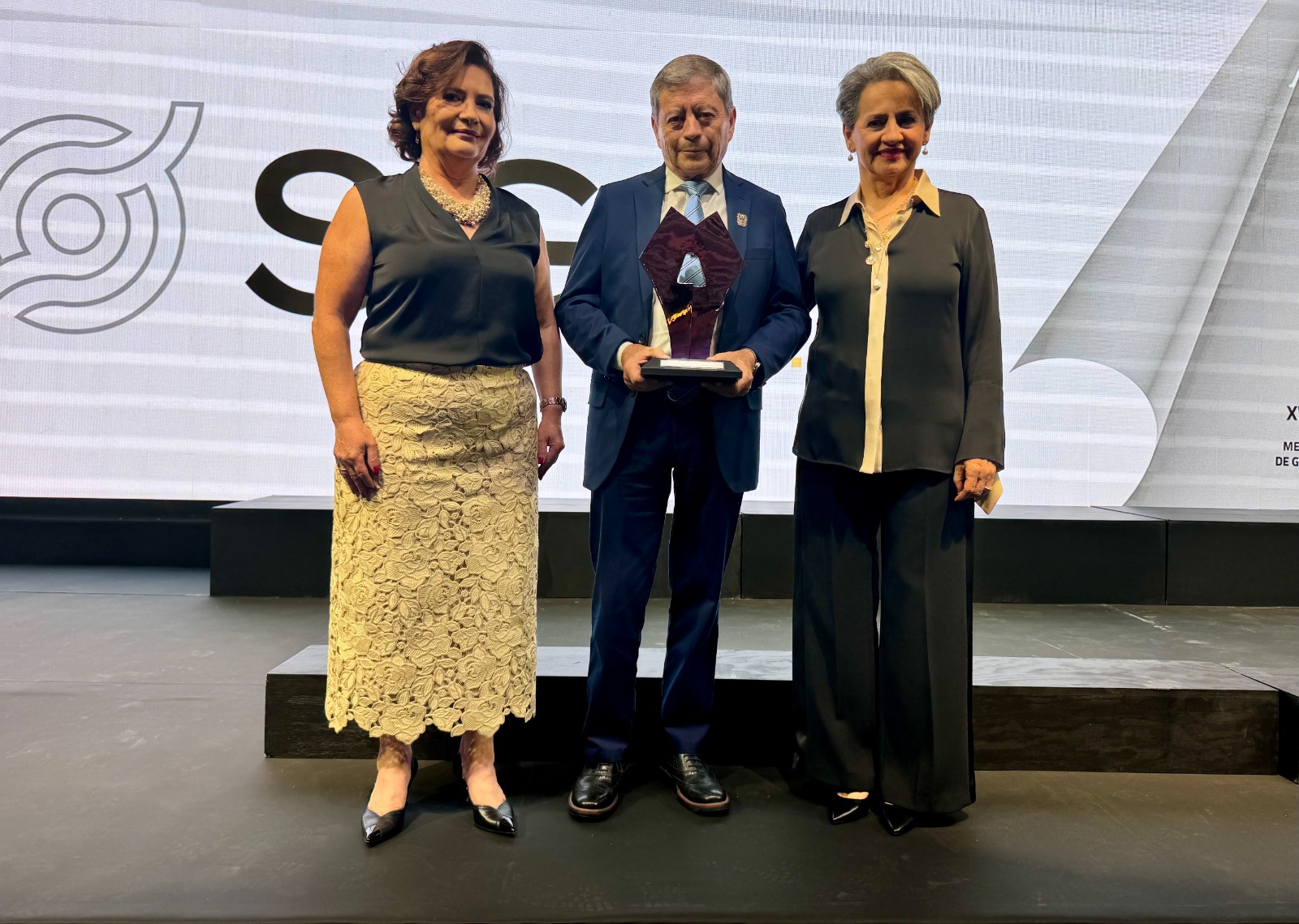 RECONOCEN A AGUASCALIENTES COMO REFERENTE EN SALUD RENAL EN MÉXICO