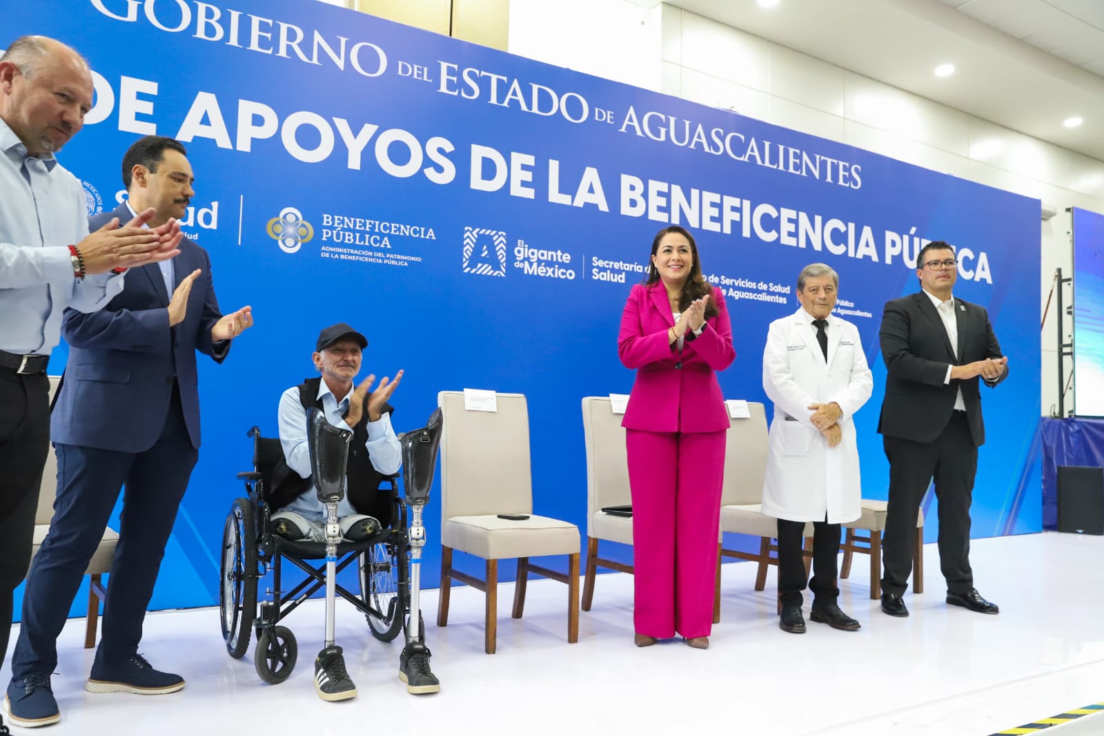 TERE JIMÉNEZ FORTALECE PROGRAMAS SOCIALES EN BENEFICIO DE LAS FAMILIAS DE AGUASCALIENTES