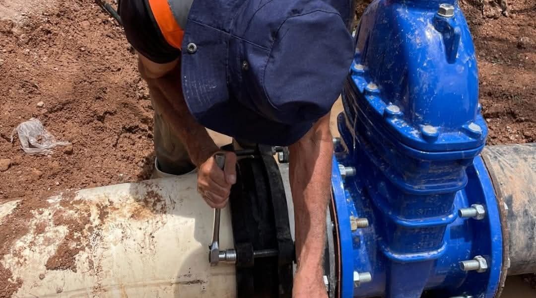 Contar con redes de agua y drenaje en buen estado no solo garantiza el suministro de agua potable, también previene fugas, mejora la salud pública y protege al medio ambiente.