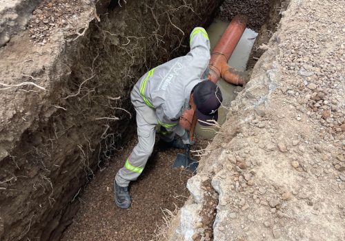 Continuamos con los trabajos para la rehabilitación y saneamiento de la red de alcantarillado.