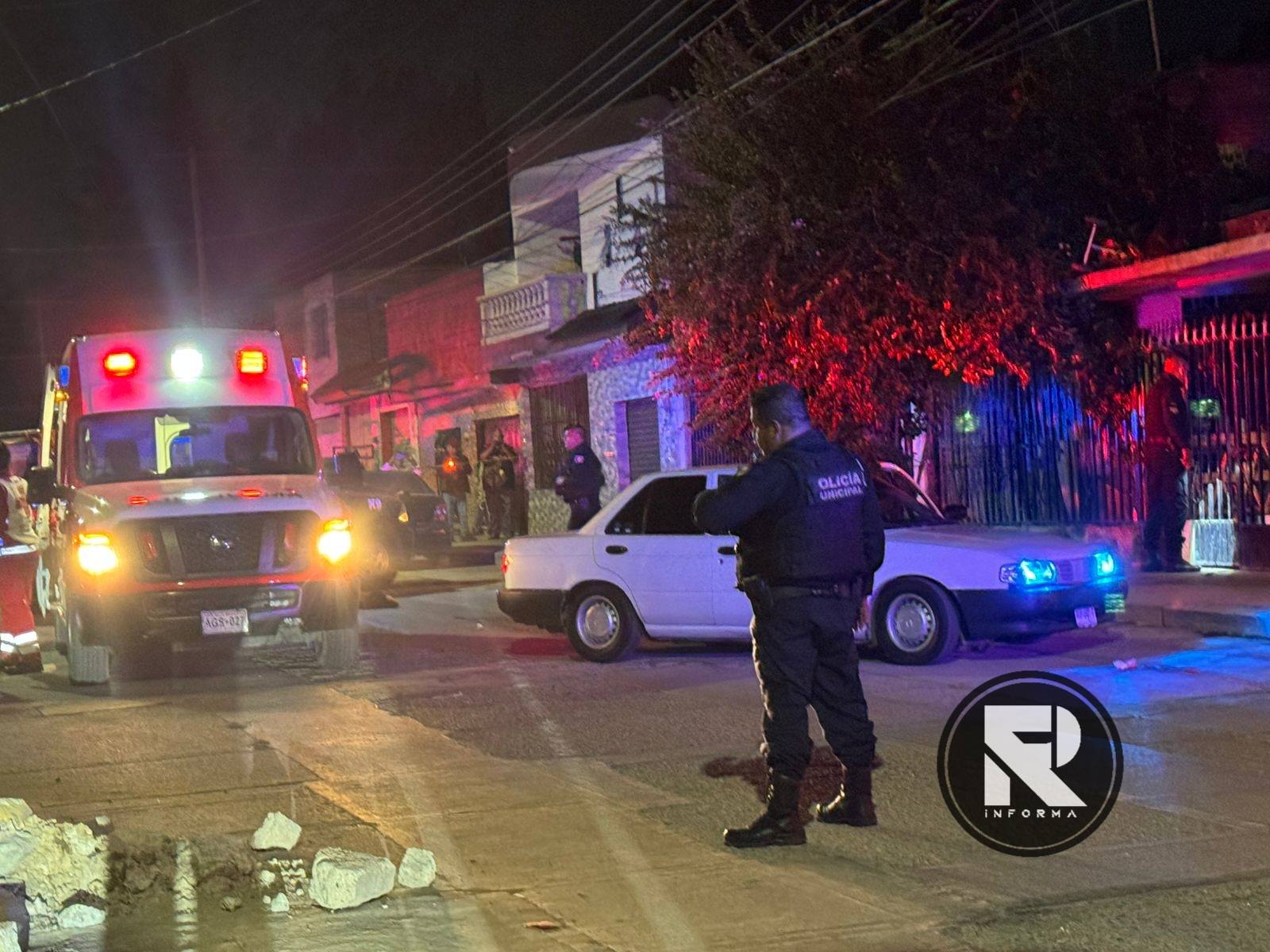 Dos hombres pierden la vida y uno más resulta herido tras ataque con arma blanca en Las Huertas.