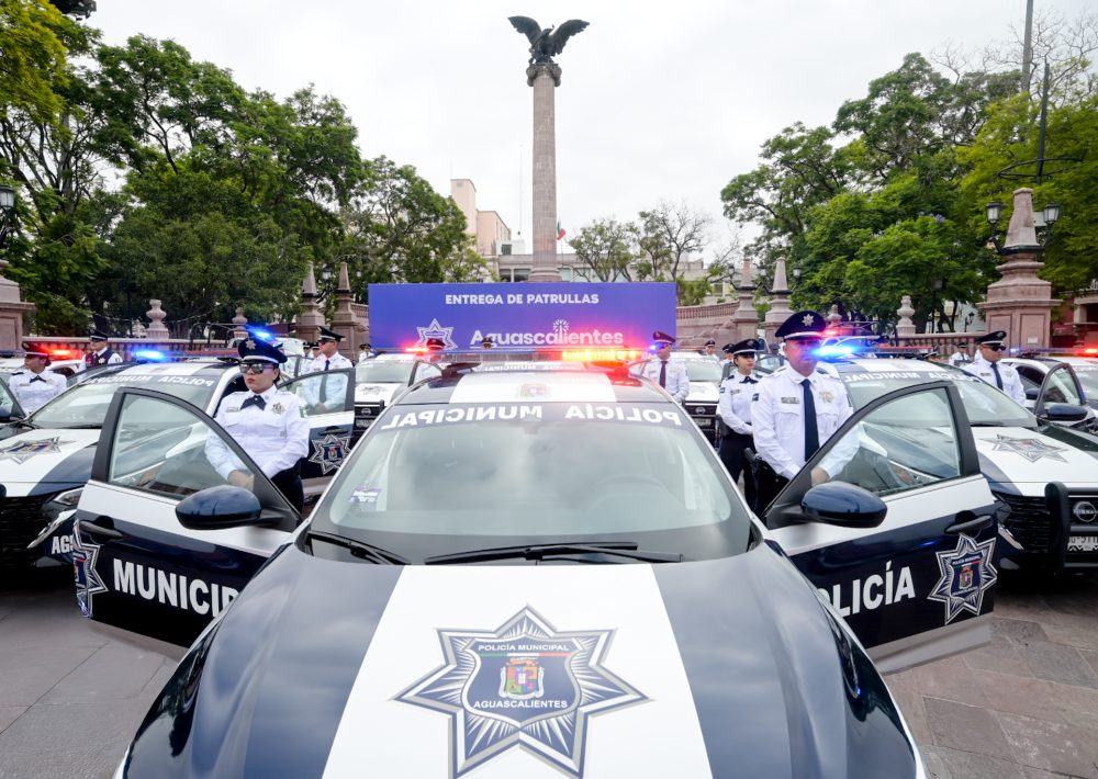 ENTREGA LEO MONTAÑEZ 41 NUEVAS PATRULLAS PARA REFORZAR LA SEGURIDAD