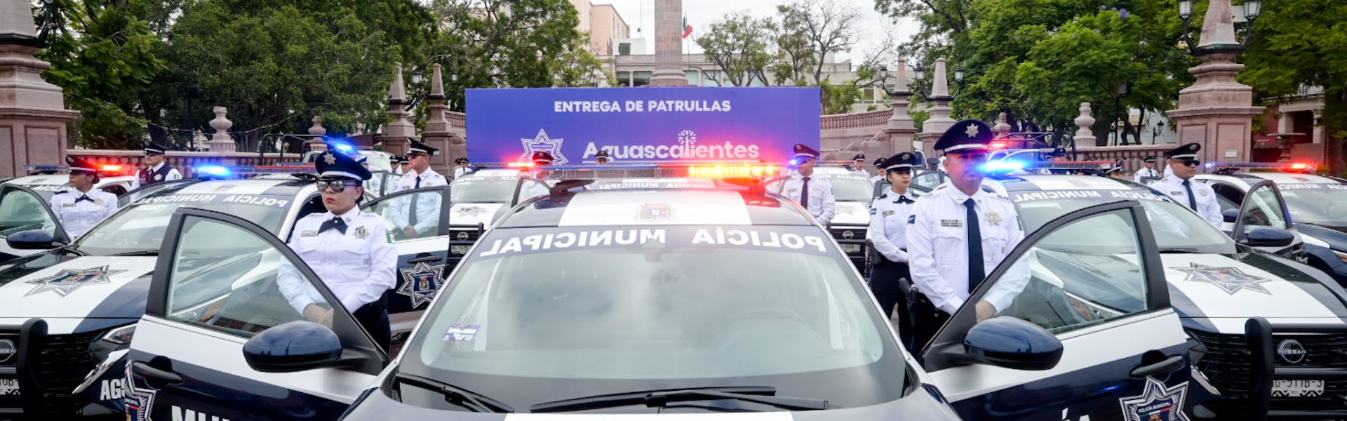 ENTREGA LEO MONTAÑEZ 41 NUEVAS PATRULLAS PARA REFORZAR LA SEGURIDAD