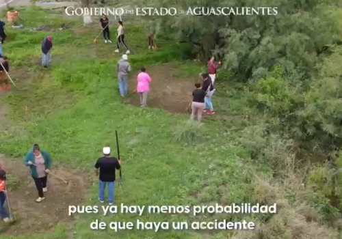 Con empleo temporal rural, las familias de las comunidades obtienen ingresos extras que mejoran su economía.