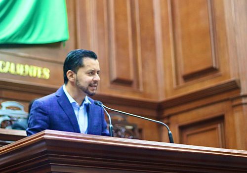 *APRUEBAN LEY DE LUIS LEÓN PARA DAR ORDEN Y SEGURIDAD A COLONIAS Y COMUNIDADES CON CASAS Y TERRENOS ABANDONADOS*