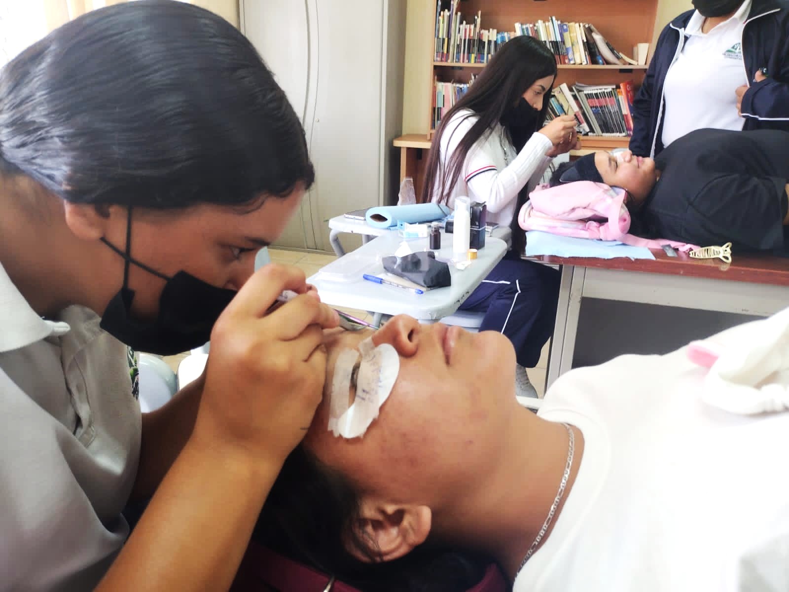 ¿QUIERES APRENDER UN OFICIO? EN AGUASCALIENTES HAY MÁS DE 350 OPCIONES ¡INSCRÍBETE YA!