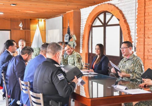 ENCABEZA TERE JIMÉNEZ REUNIÓN DE SEGURIDAD; ACUERDAN FORTALECER LA COORDINACIÓN PARA GARANTIZAR LA PAZ EN EL ESTADO Y LA REGIÓN