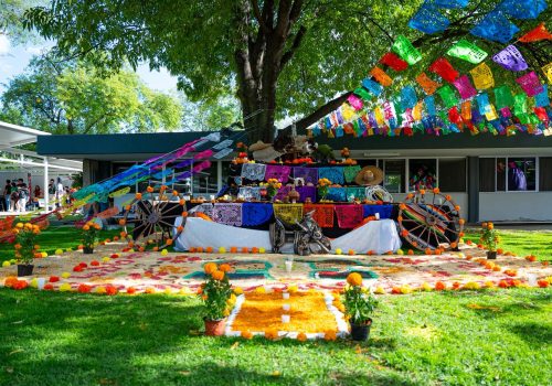SÍ SE VIVIÓ EL FESTIVAL DE CALAVERAS DEL INSTITUTO DE LA JUVENTUD EN LA UAA