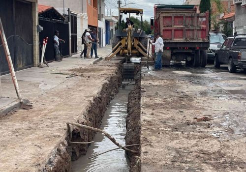 ✅👷🏻ESTAMOS REHABILITANDO ALCANTARILLADO EN EL FRACCIONAMIENTO VERSALLES II