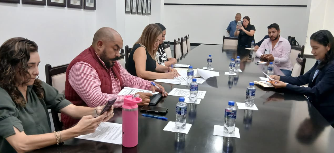 COMISIONES LEGISLATIVAS AVANZAN EN LA PREPARACIÓN DE DICTÁMENES