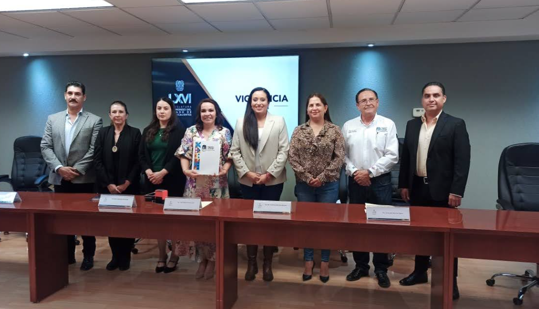 CONGRESO DE AGUASCALIENTES RECIBIÓ LOS PROYECTOS DE LEYES DE INGRESOS 2026 DE LOS ONCE MUNICIPIOS DEL ESTADO