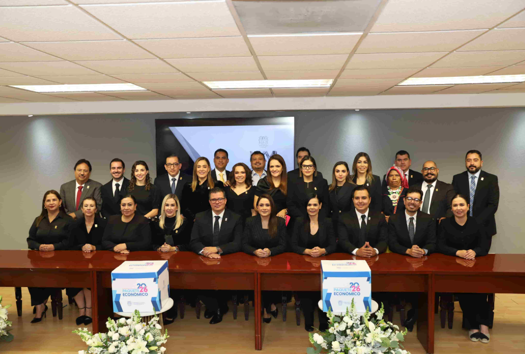 RECEPCIÓN DEL PAQUETE ECONÓMICO 2026 DE LA GOBERNADORA TERE JIMÉNEZ EN EL CONGRESO DE AGUASCALIENTES