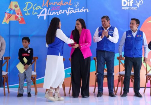 🎓✨ Lucero Espinoza expresó su alegría por acompañar a la comunidad del Instituto Tecnológico de Pabellón de Arteaga en la 2ª Jornada de Ingeniería Industrial, un espacio que impulsa el conocimiento, la innovación y el talento de la juventud.